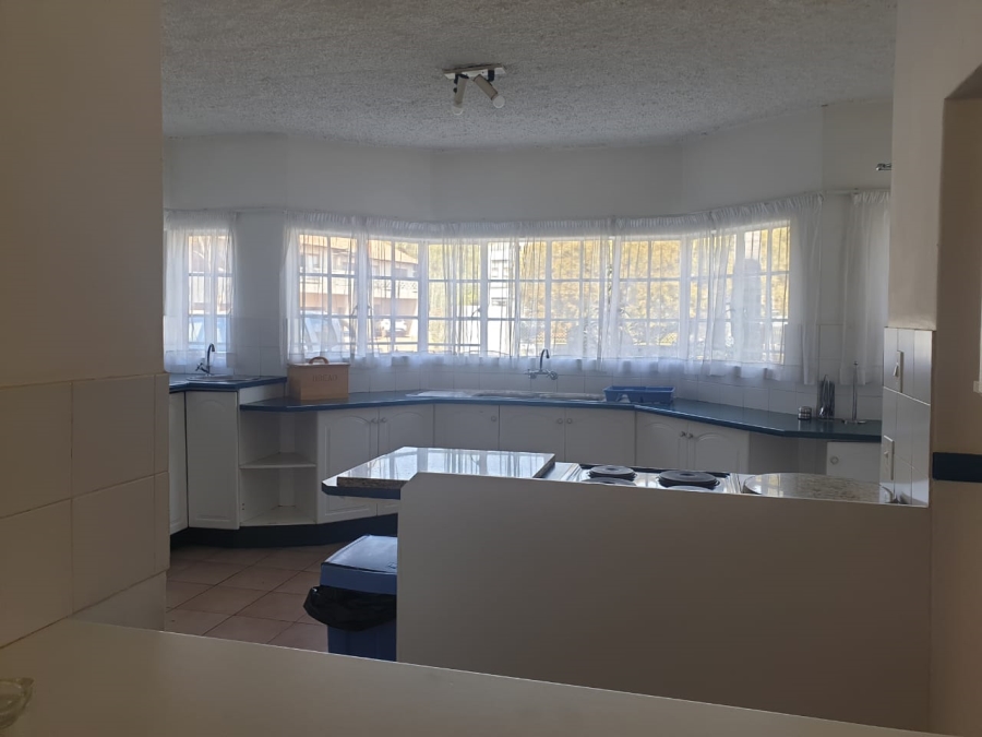 To Let 2 Bedroom Property for Rent in Silver Lakes Golf Estate Gauteng