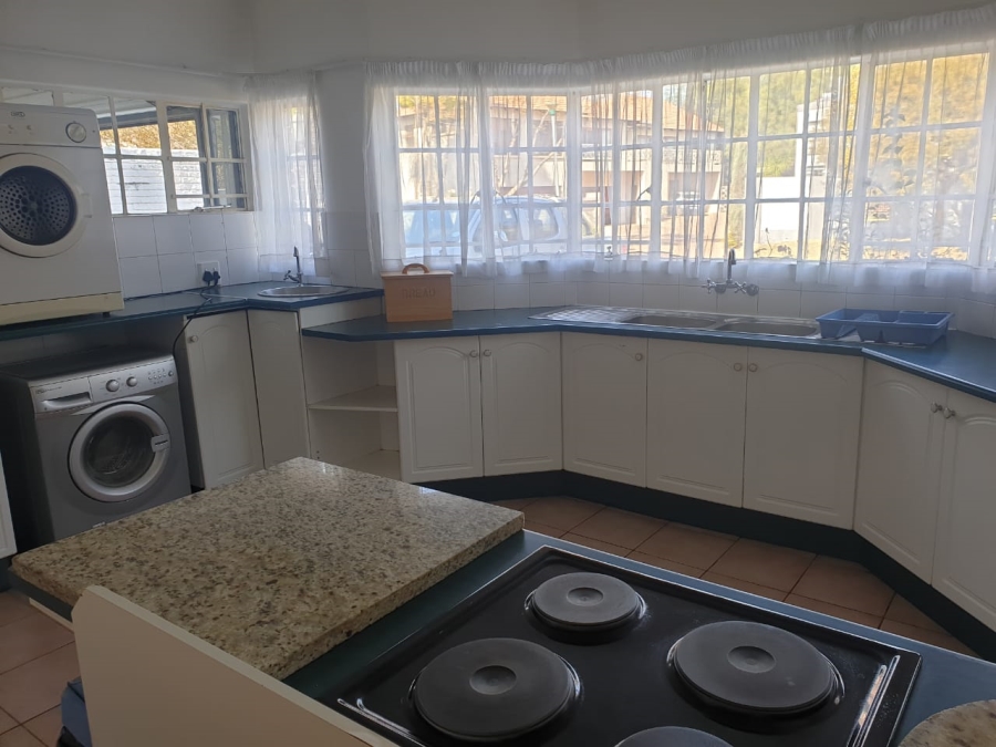 To Let 2 Bedroom Property for Rent in Silver Lakes Golf Estate Gauteng