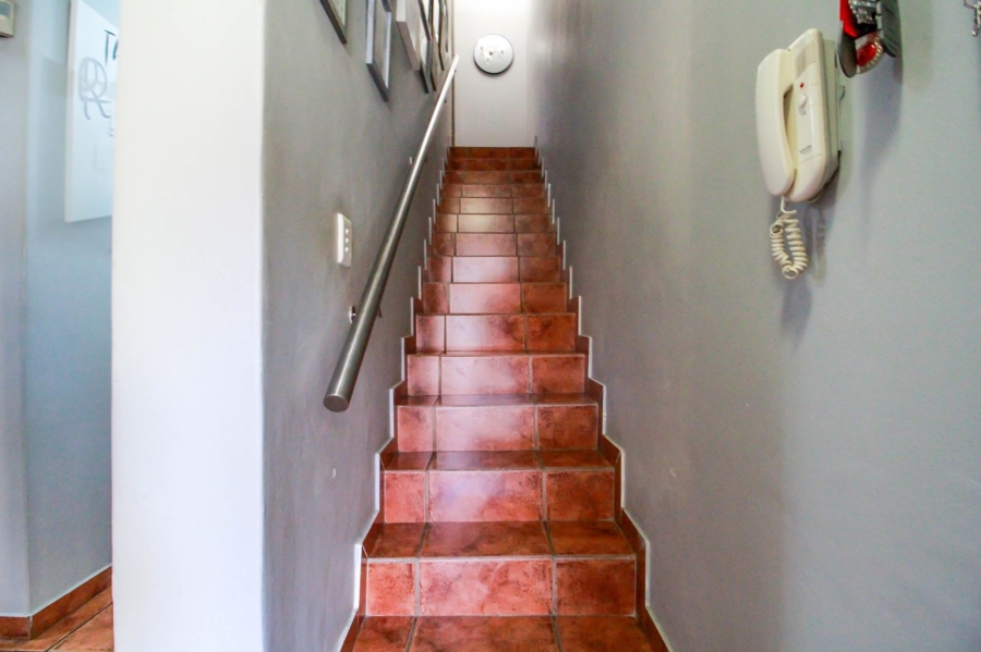 To Let 3 Bedroom Property for Rent in Amberfield Heights Gauteng