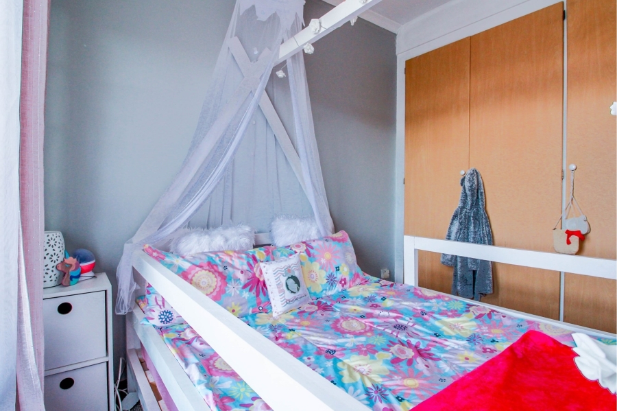 To Let 3 Bedroom Property for Rent in Amberfield Heights Gauteng