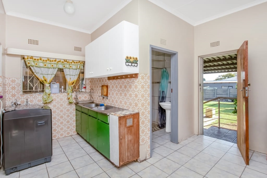 To Let 4 Bedroom Property for Rent in Discovery Gauteng