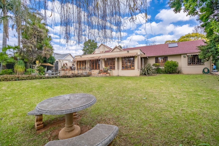 4 Bedroom Property for Sale in Robindale Gauteng