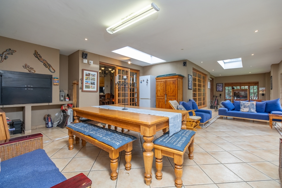 4 Bedroom Property for Sale in Robindale Gauteng