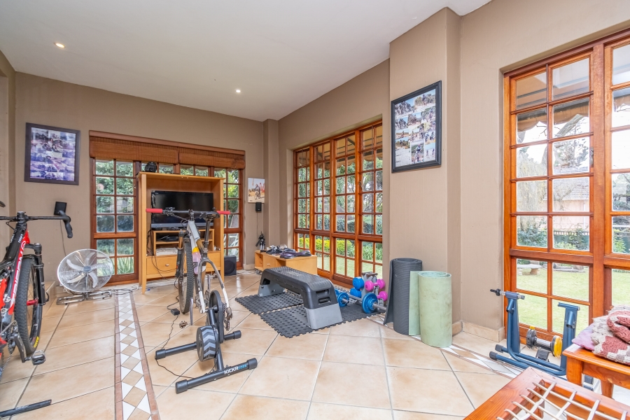 4 Bedroom Property for Sale in Robindale Gauteng