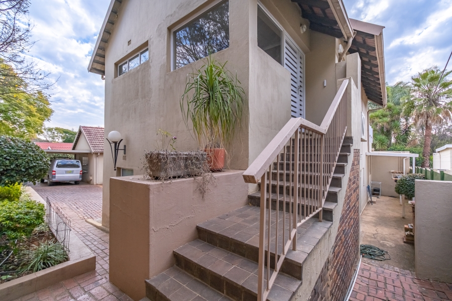 4 Bedroom Property for Sale in Robindale Gauteng