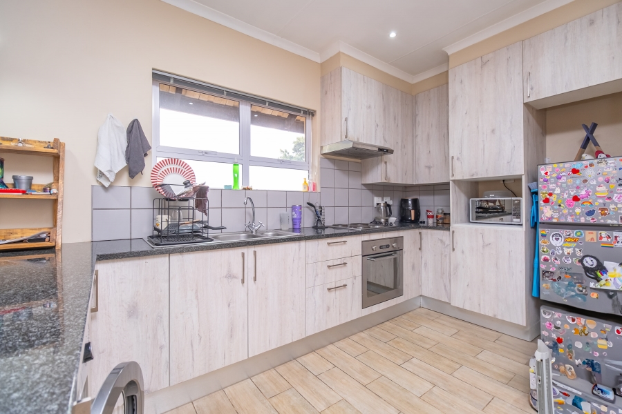 4 Bedroom Property for Sale in Robindale Gauteng