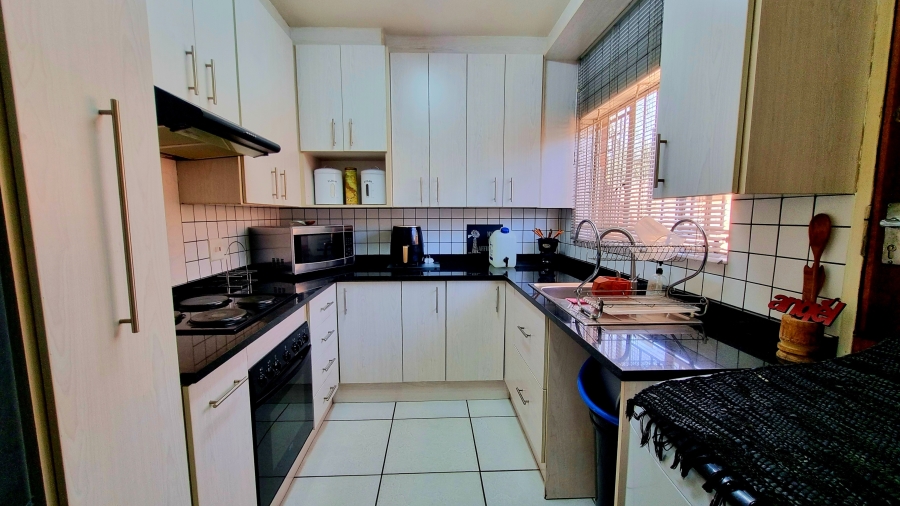 2 Bedroom Property for Sale in Parkdene Gauteng