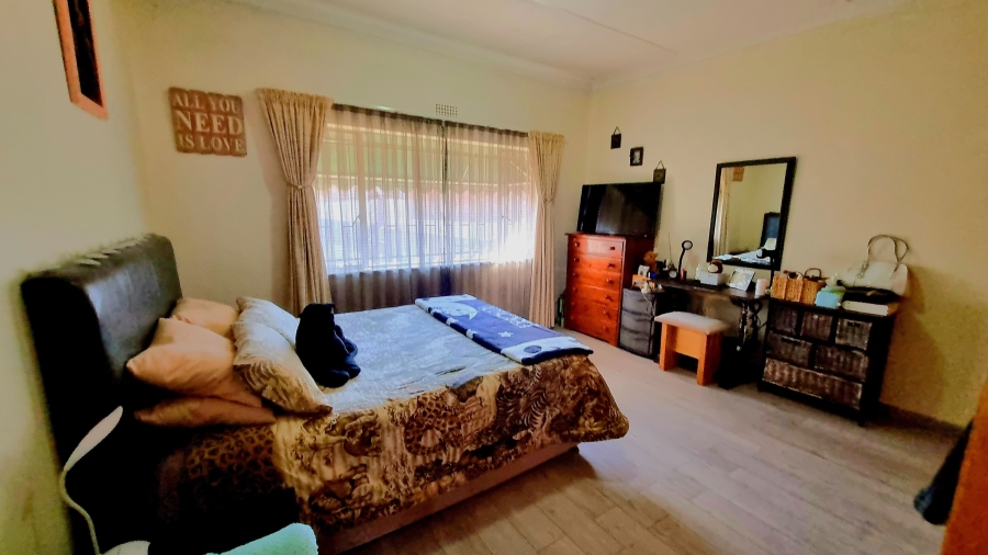2 Bedroom Property for Sale in Parkdene Gauteng