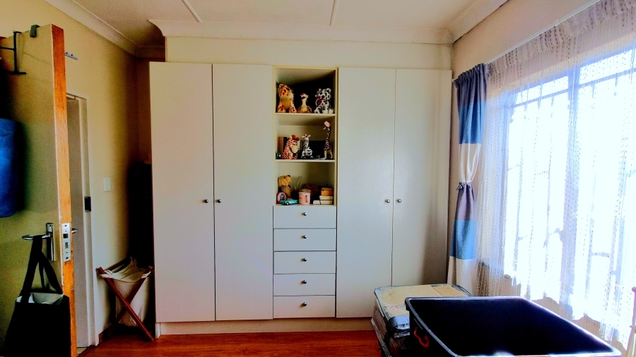 2 Bedroom Property for Sale in Parkdene Gauteng