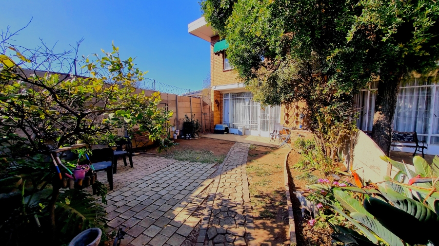 2 Bedroom Property for Sale in Parkdene Gauteng