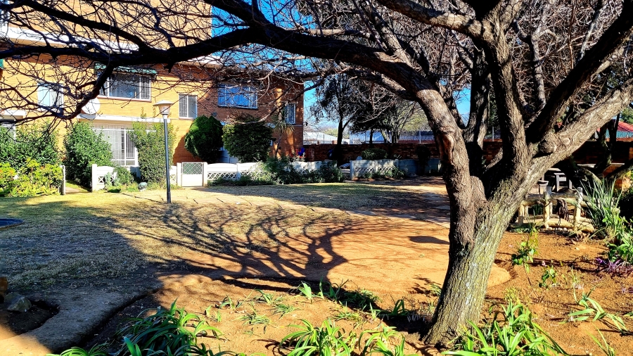 2 Bedroom Property for Sale in Parkdene Gauteng
