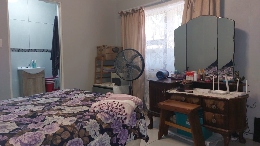 To Let 2 Bedroom Property for Rent in Horison Gauteng