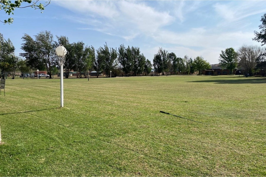 7 Bedroom Property for Sale in Lochvaal Gauteng