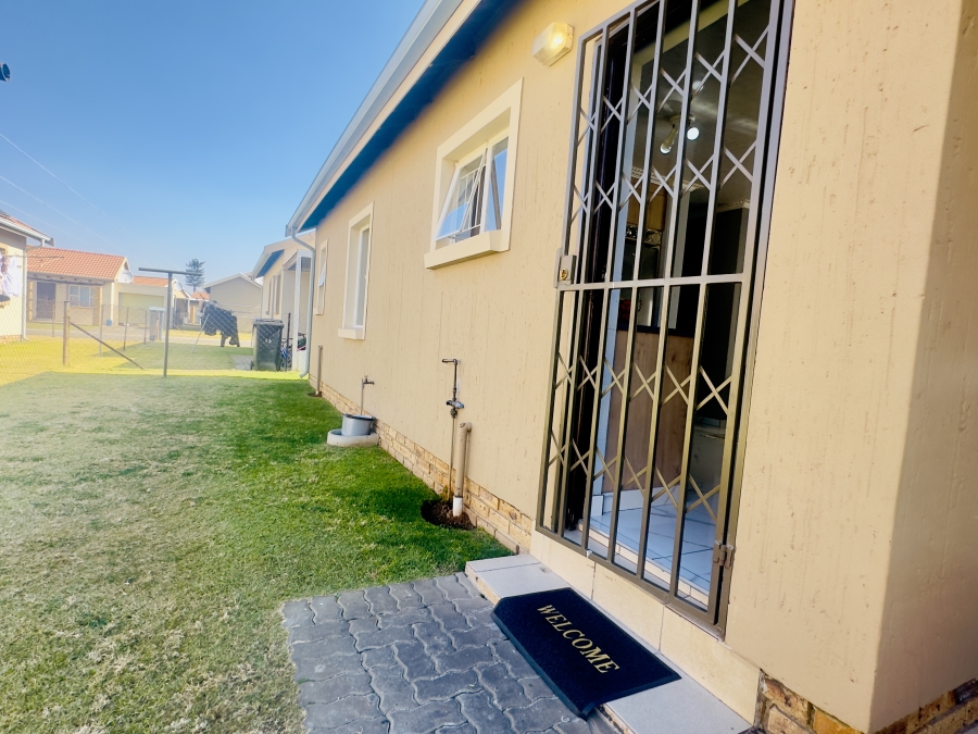 3 Bedroom Property for Sale in Helderwyk Gauteng