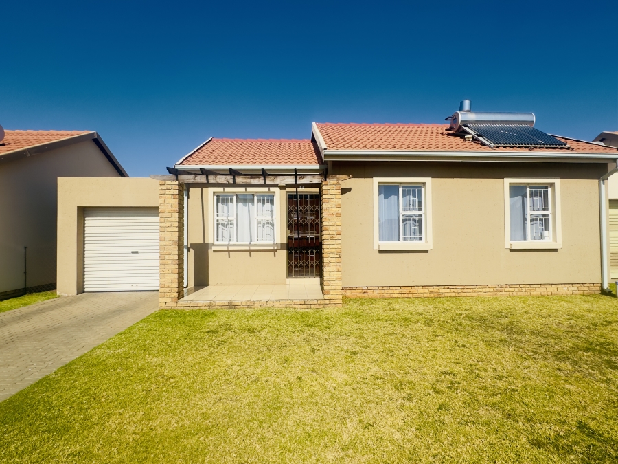 3 Bedroom Property for Sale in Helderwyk Gauteng