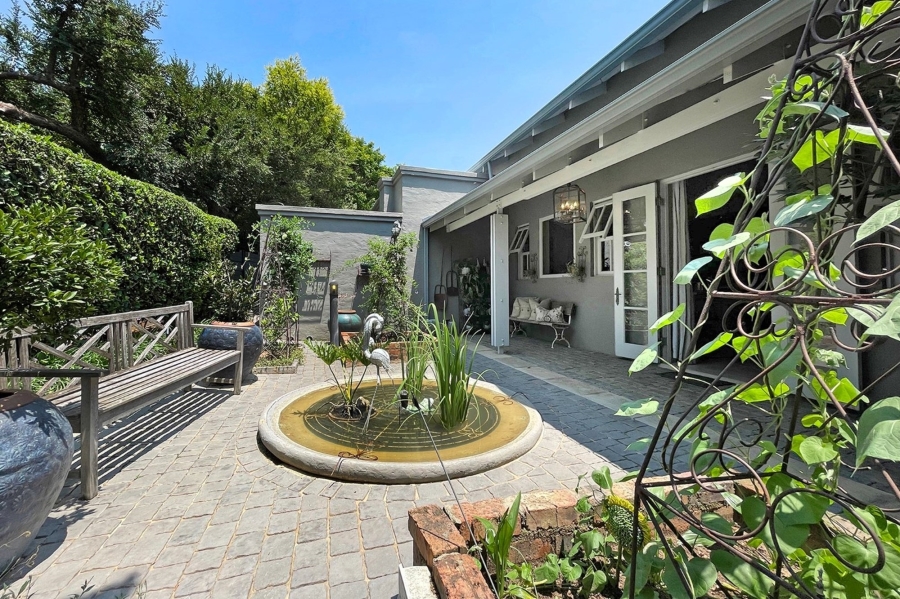 5 Bedroom Property for Sale in Bryanston Gauteng