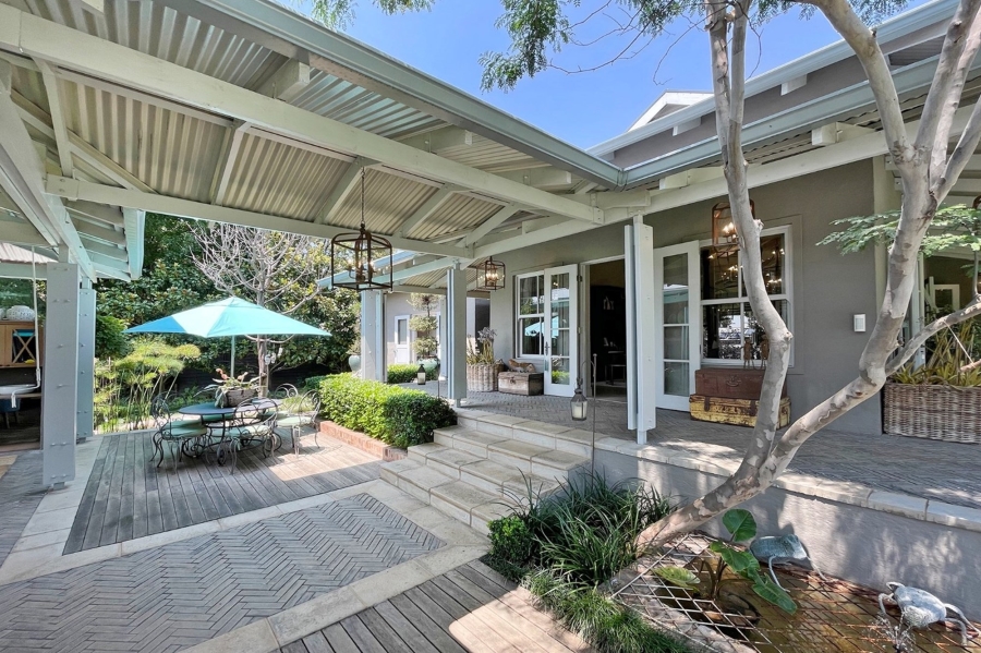 5 Bedroom Property for Sale in Bryanston Gauteng
