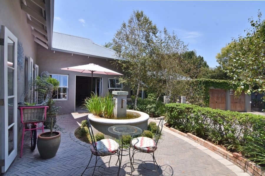 5 Bedroom Property for Sale in Bryanston Gauteng