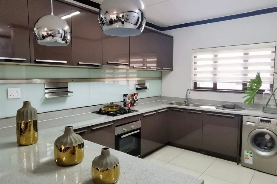 To Let 3 Bedroom Property for Rent in Blue Hills Gauteng