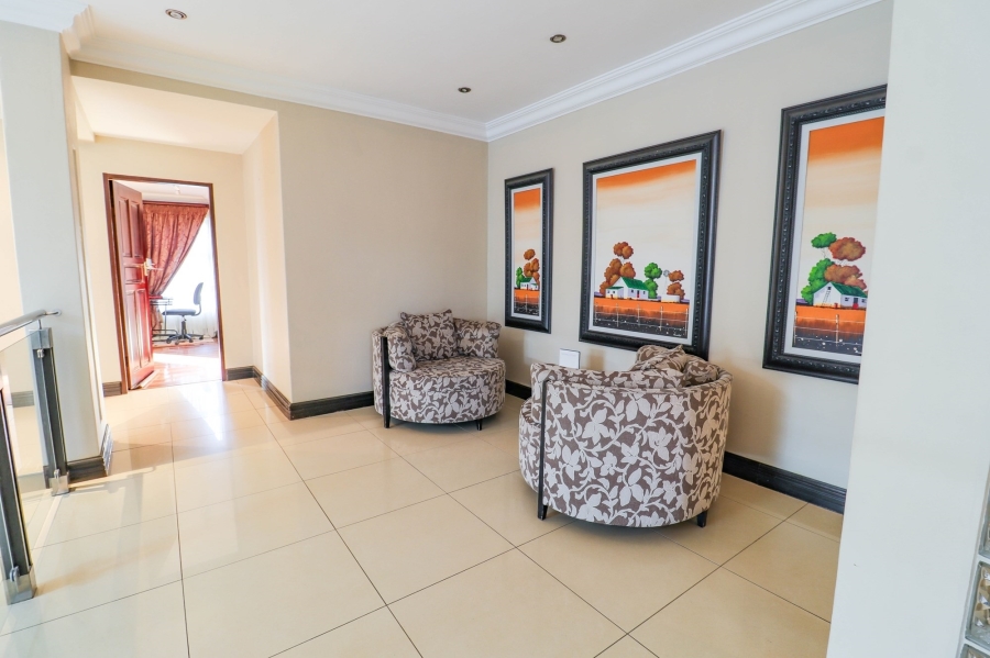 5 Bedroom Property for Sale in Irene Farm Villages Gauteng