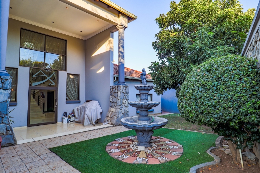 5 Bedroom Property for Sale in Irene Farm Villages Gauteng