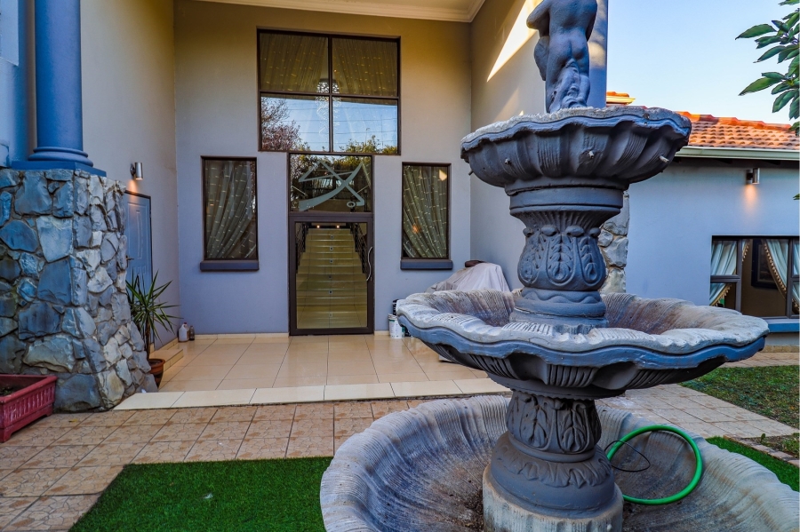 5 Bedroom Property for Sale in Irene Farm Villages Gauteng