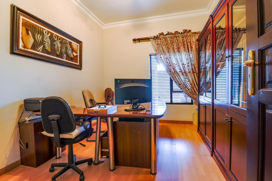 5 Bedroom Property for Sale in Irene Farm Villages Gauteng