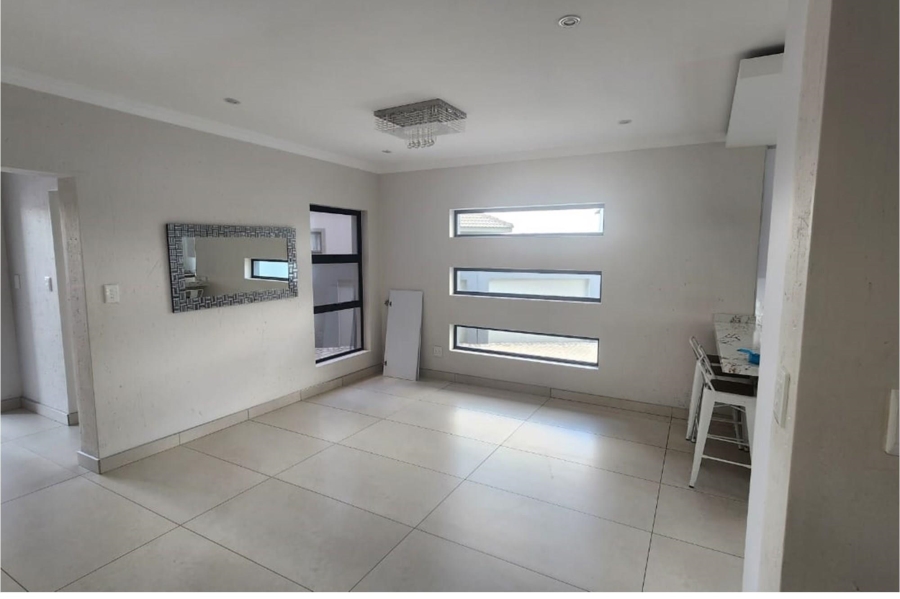 To Let 3 Bedroom Property for Rent in Helderwyk Gauteng