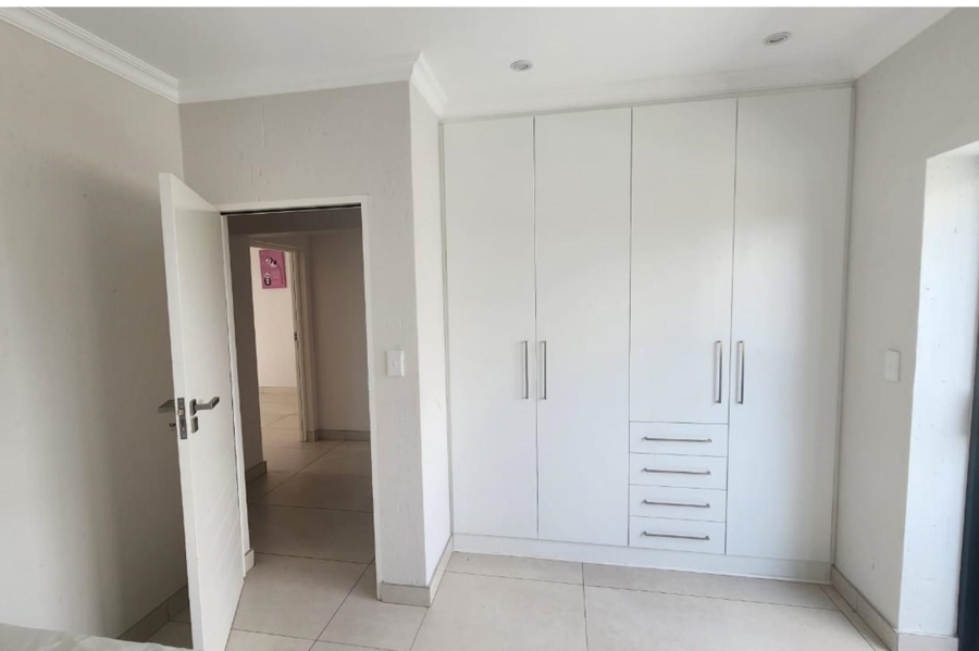 To Let 3 Bedroom Property for Rent in Helderwyk Gauteng