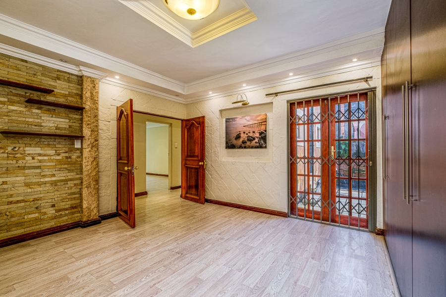4 Bedroom Property for Sale in Sundowner Gauteng