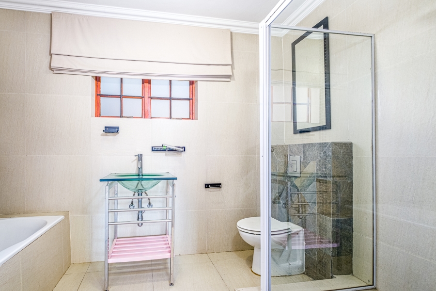 4 Bedroom Property for Sale in Sundowner Gauteng