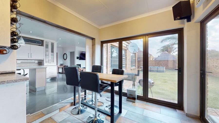 3 Bedroom Property for Sale in Ravenswood Gauteng