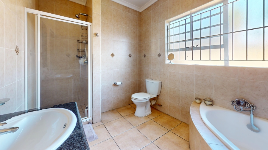 3 Bedroom Property for Sale in Ravenswood Gauteng