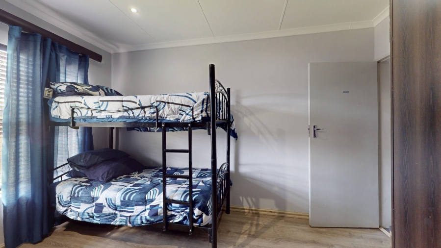 3 Bedroom Property for Sale in Ravenswood Gauteng
