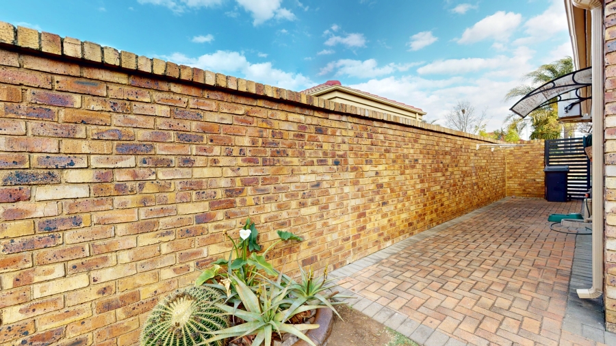 3 Bedroom Property for Sale in Ravenswood Gauteng