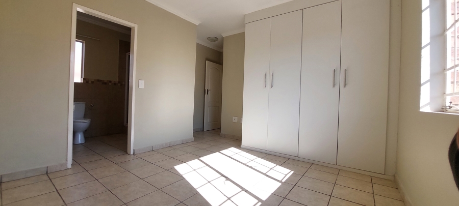 3 Bedroom Property for Sale in Raslouw Gauteng