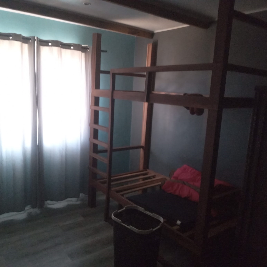 4 Bedroom Property for Sale in Rothdene Gauteng