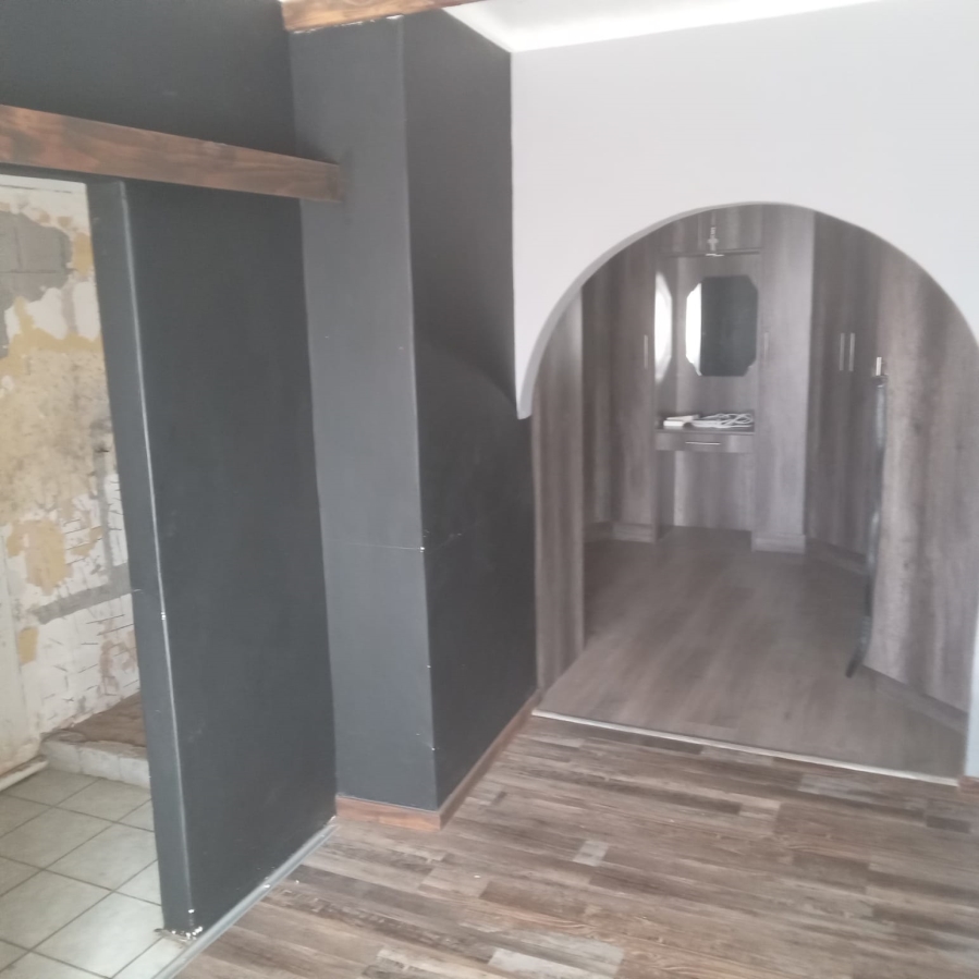 4 Bedroom Property for Sale in Rothdene Gauteng