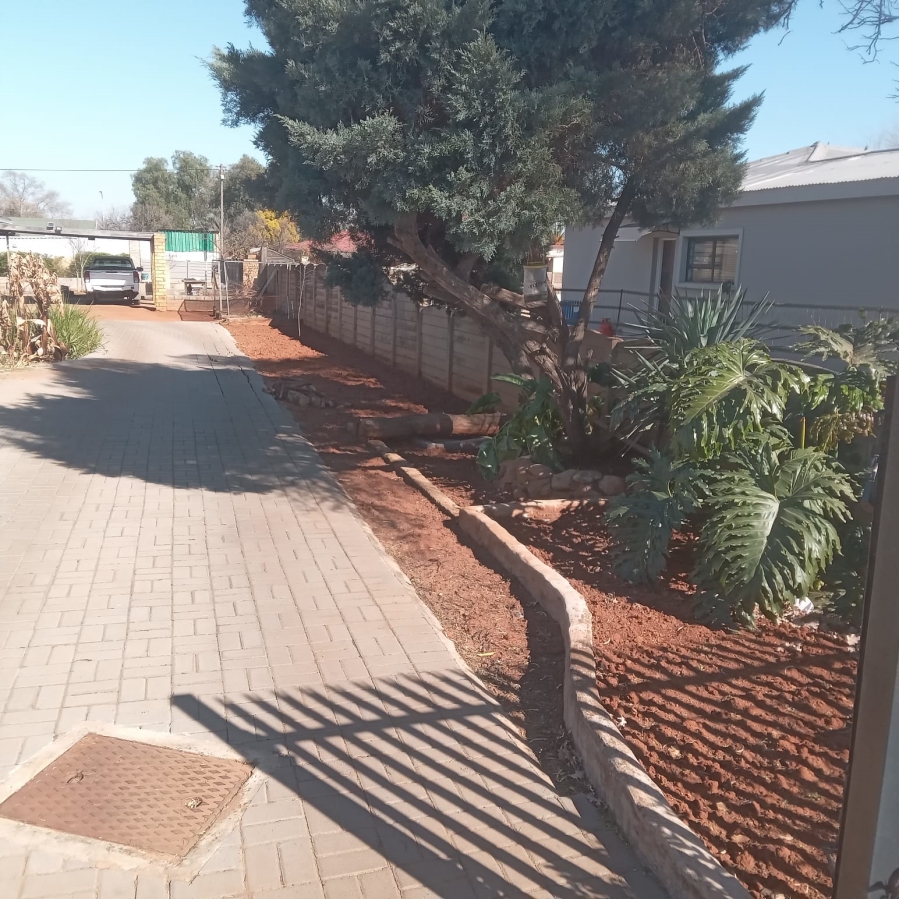 4 Bedroom Property for Sale in Rothdene Gauteng