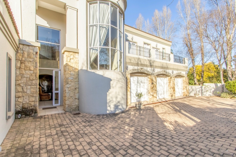 5 Bedroom Property for Sale in Dainfern Valley Gauteng