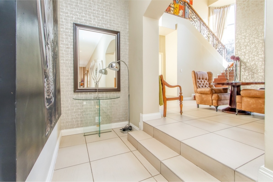 5 Bedroom Property for Sale in Dainfern Valley Gauteng