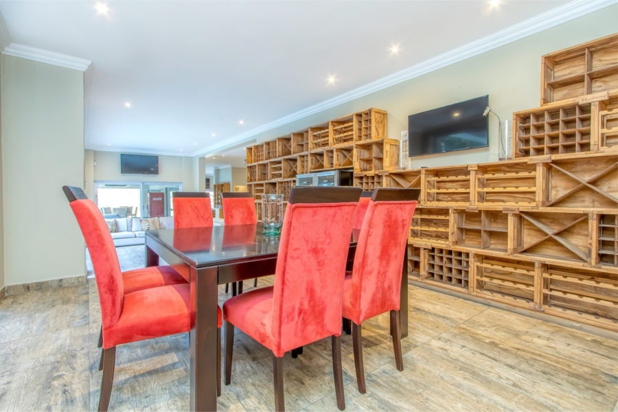 5 Bedroom Property for Sale in Dainfern Valley Gauteng