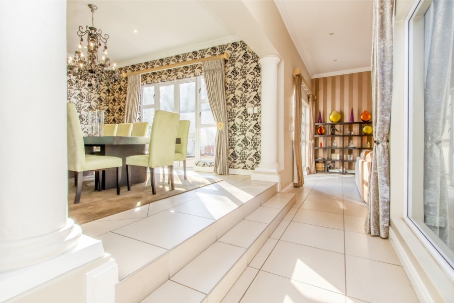 5 Bedroom Property for Sale in Dainfern Valley Gauteng