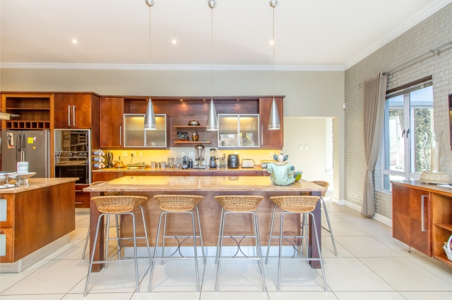 5 Bedroom Property for Sale in Dainfern Valley Gauteng