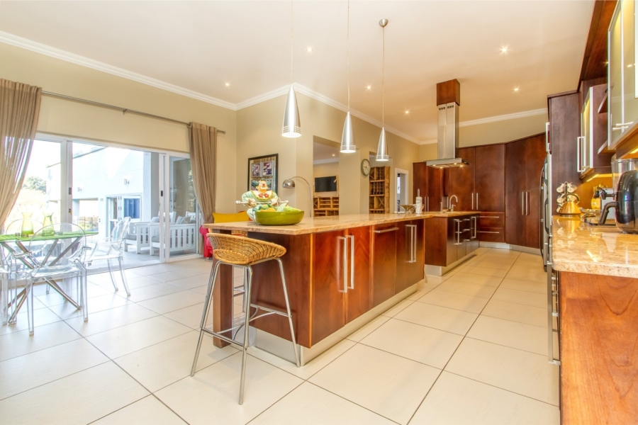 5 Bedroom Property for Sale in Dainfern Valley Gauteng