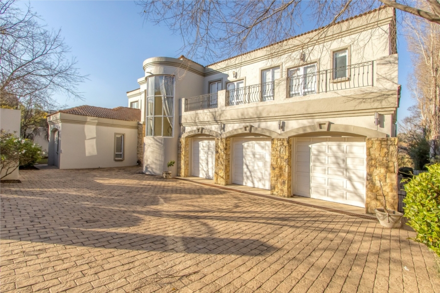 5 Bedroom Property for Sale in Dainfern Valley Gauteng