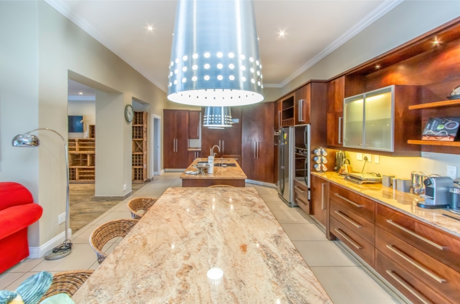 5 Bedroom Property for Sale in Dainfern Valley Gauteng