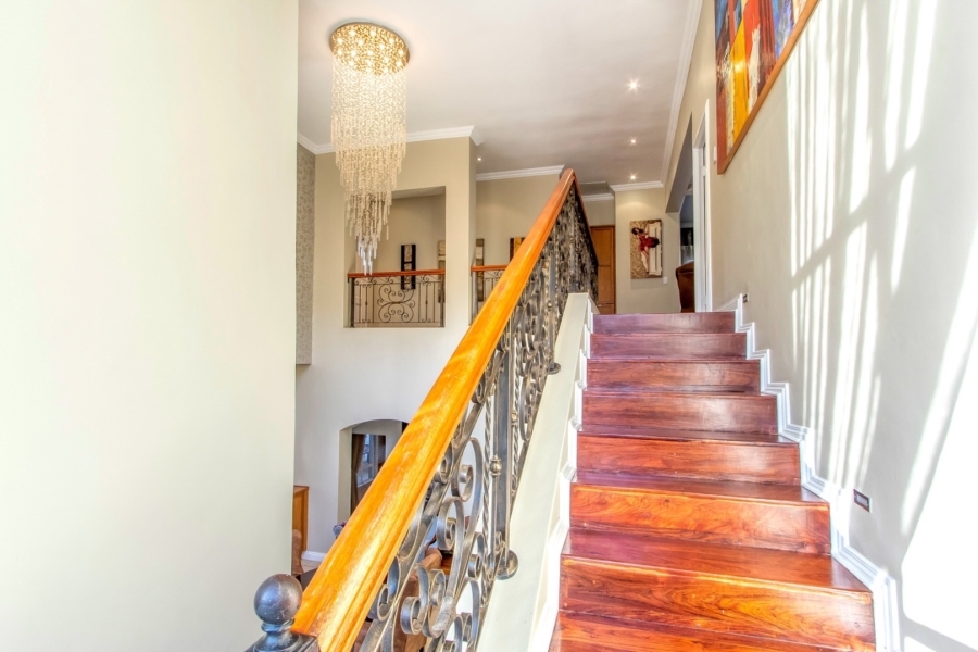 5 Bedroom Property for Sale in Dainfern Valley Gauteng