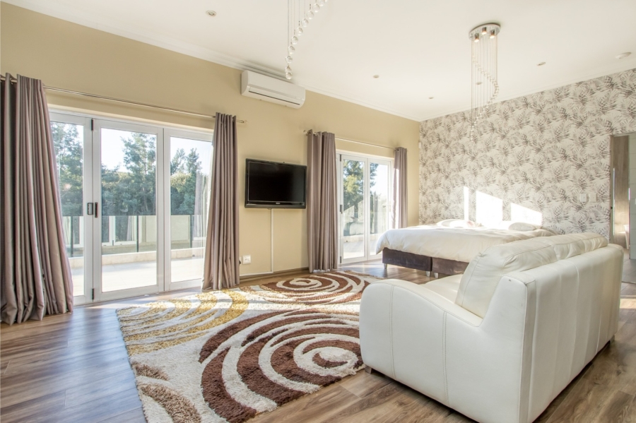 5 Bedroom Property for Sale in Dainfern Valley Gauteng