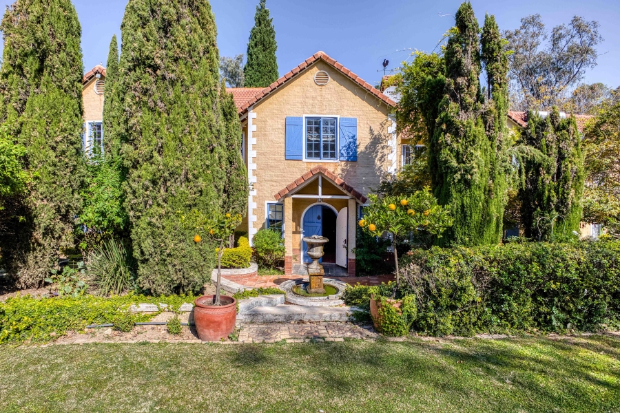 11 Bedroom Property for Sale in Chartwell Gauteng